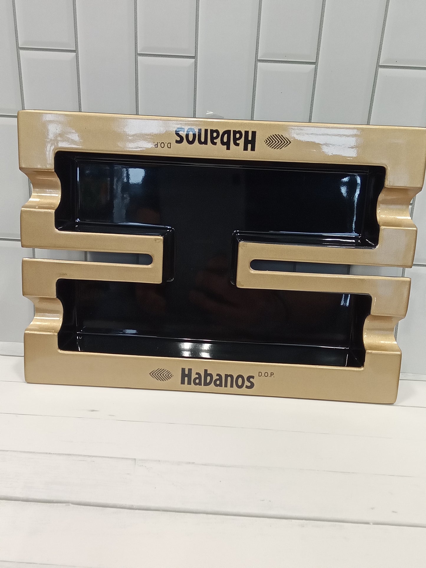Habanos Black Gold tray