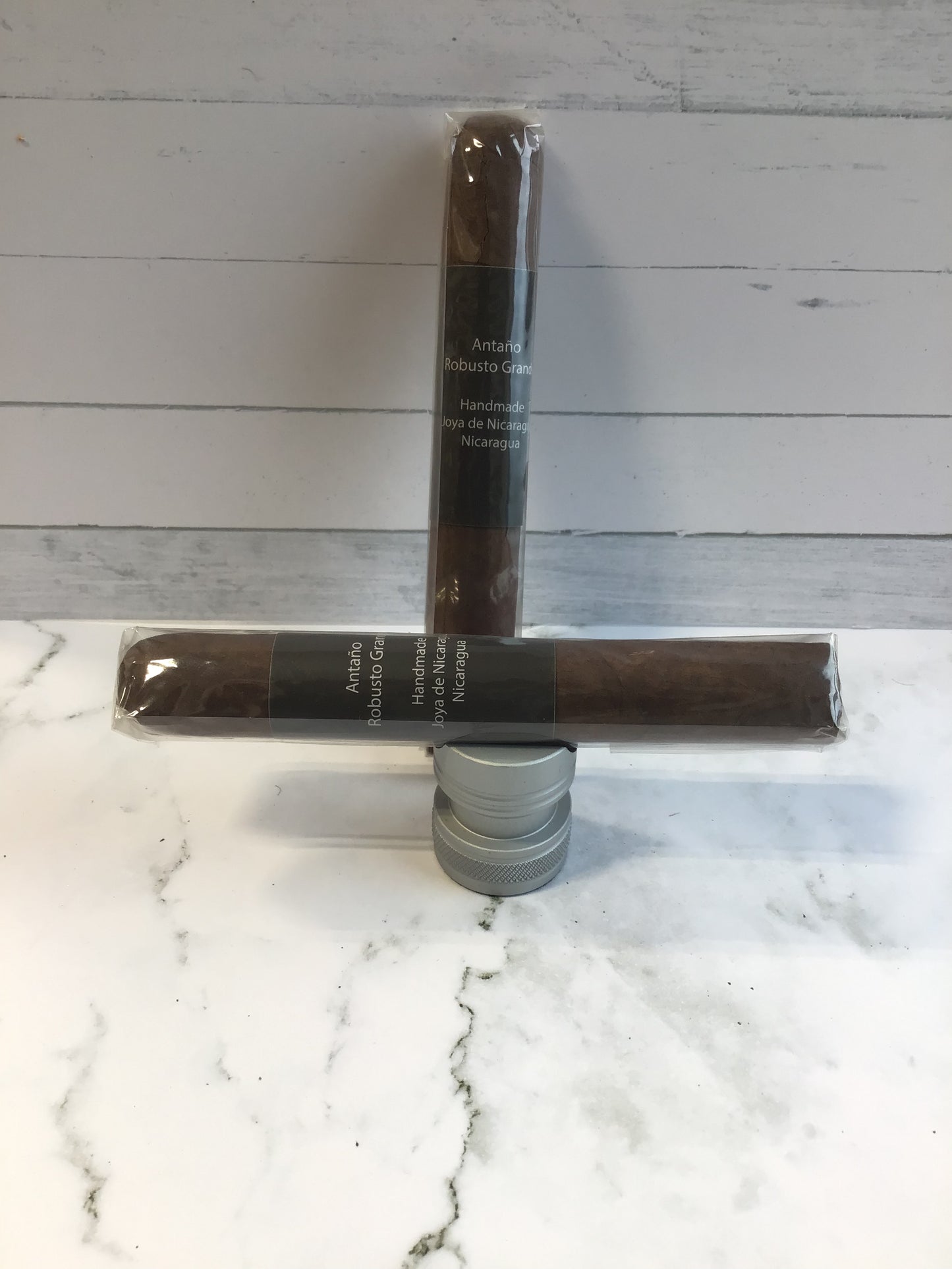 Joya De Nicaragua Antano 1970 Robusto Grand