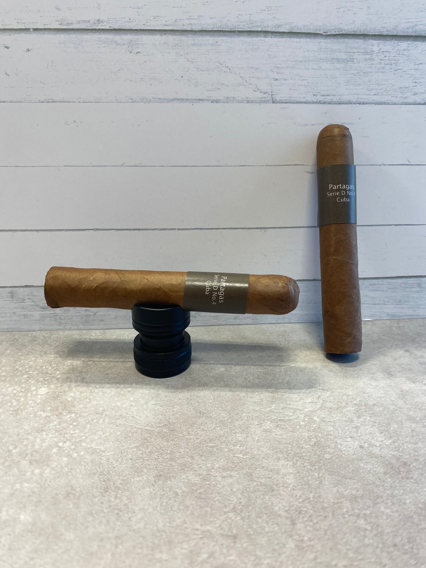 Partagas series D No 4