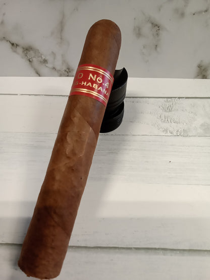 Partagas series D No 4