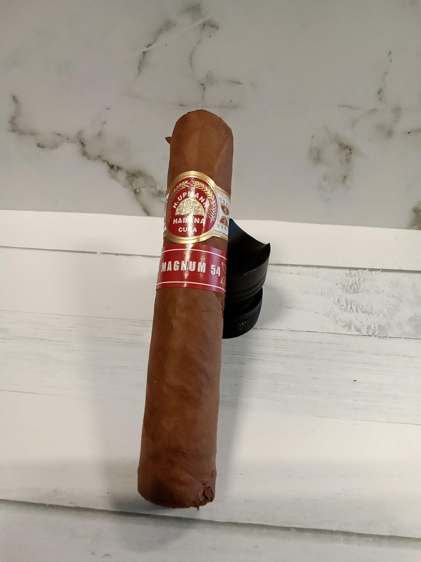 H. Upmann Magnum 54