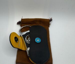 Brizard & Co. V-cut Cigar Cutter with case- Black