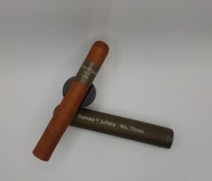 ROMEO Y JULIETA NO.3