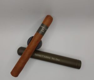 ROMEO Y JULIETA NO. 1