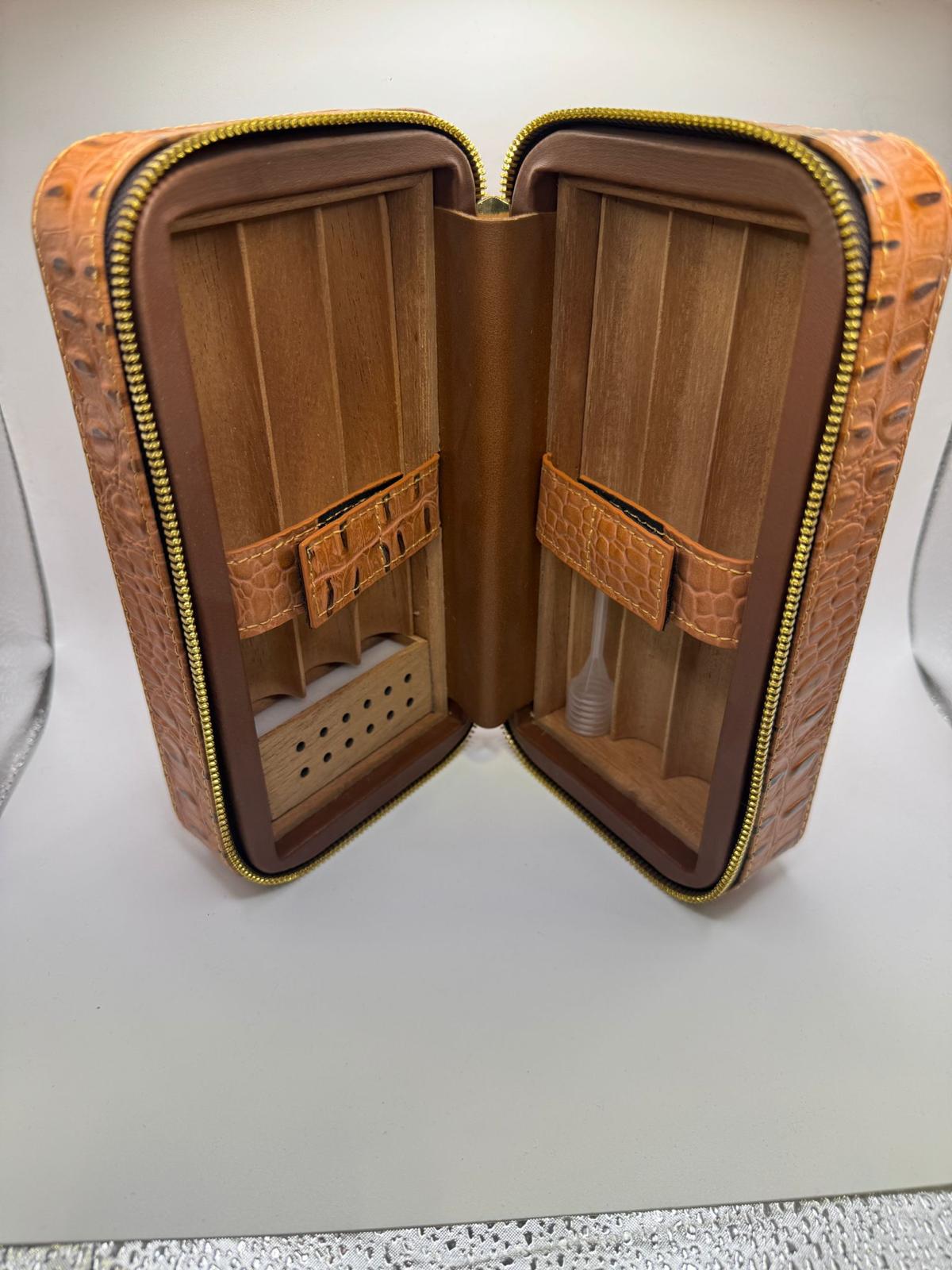 Brown leather Travel- HUMIDOR