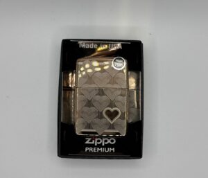 Zippo- Hearts