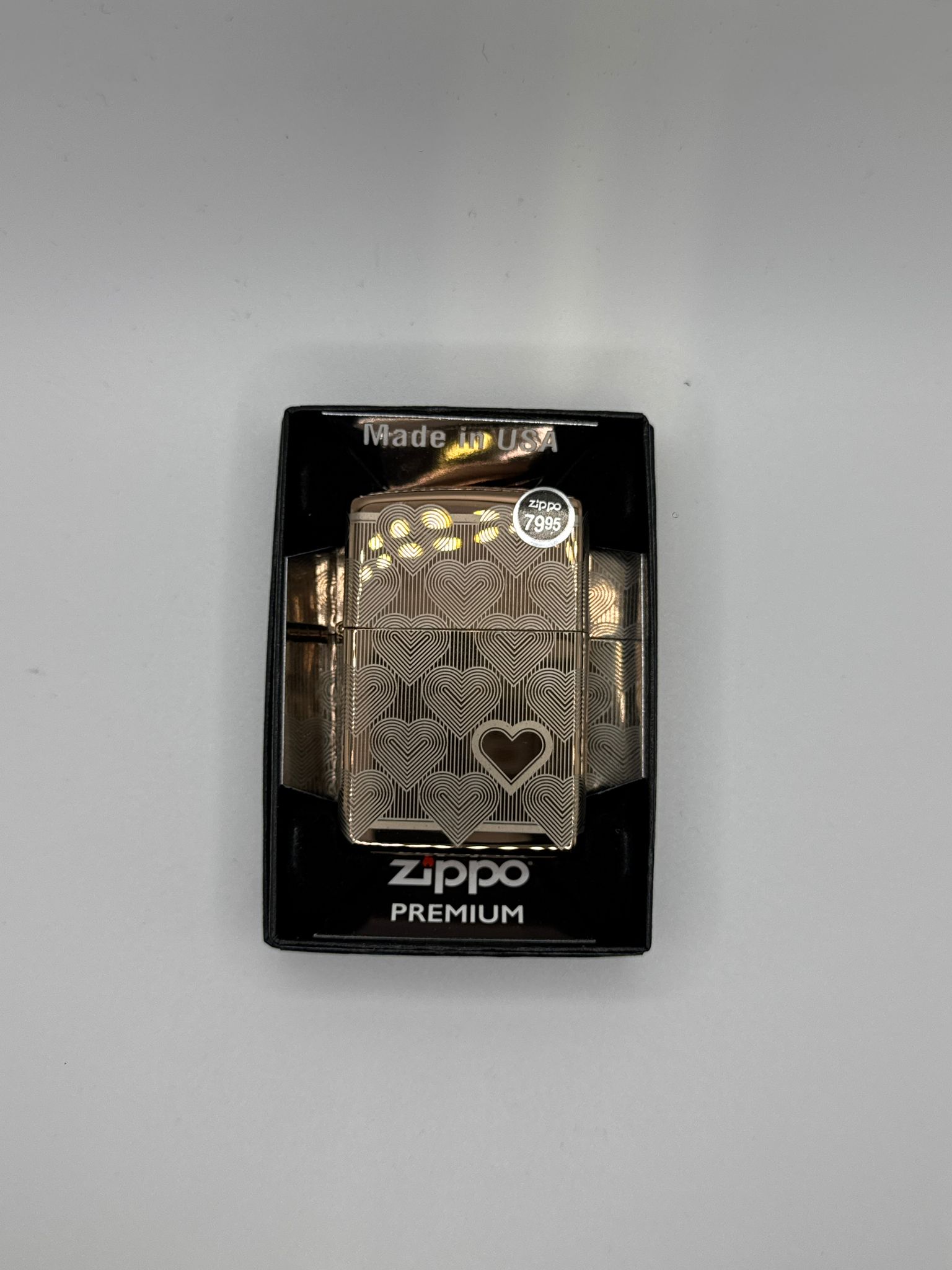 Zippo- Hearts