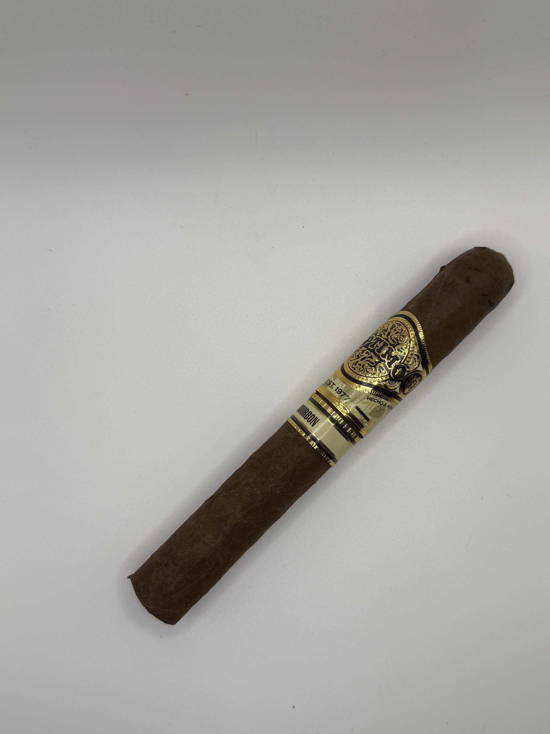 OPTIMO BOURBON TORO – Royal Smokes and Cigars